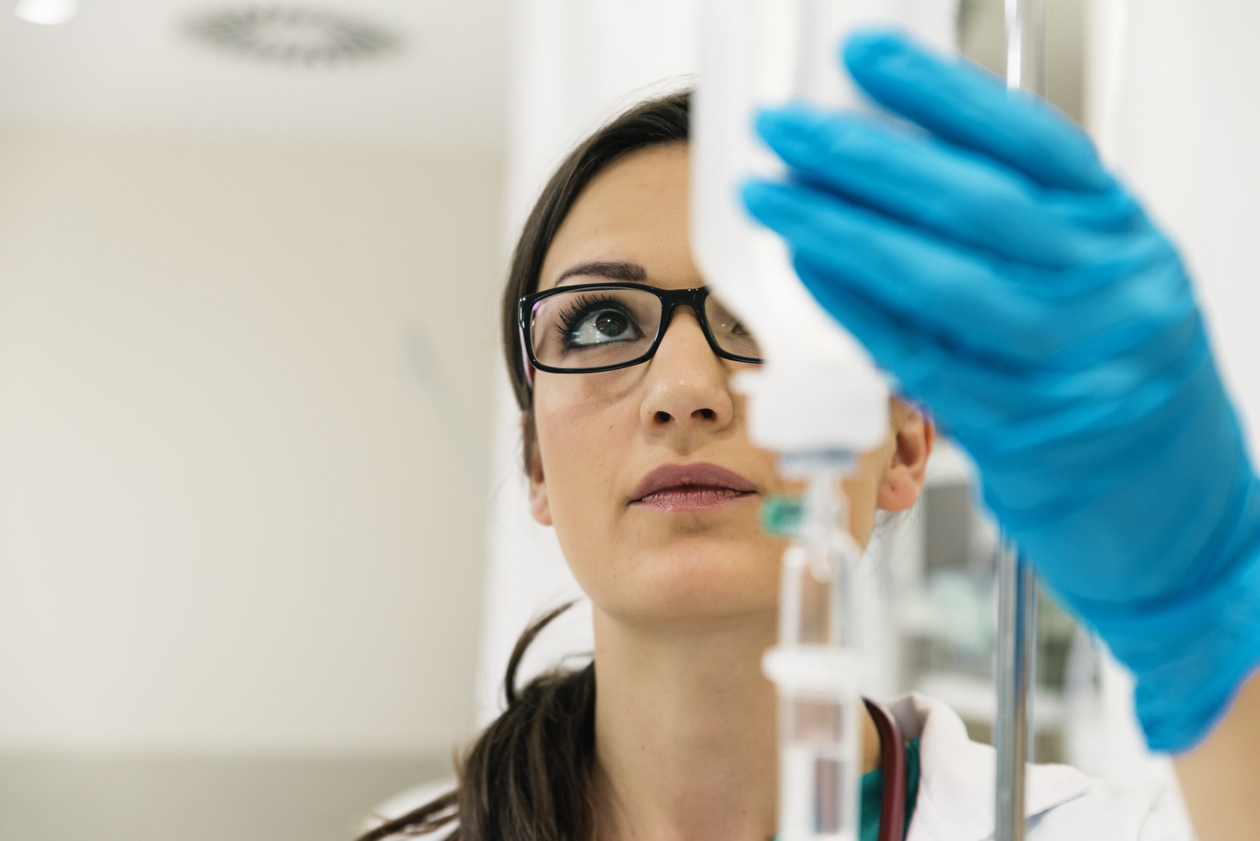 Strengthening Pharmaceutical Compliance in ASCs